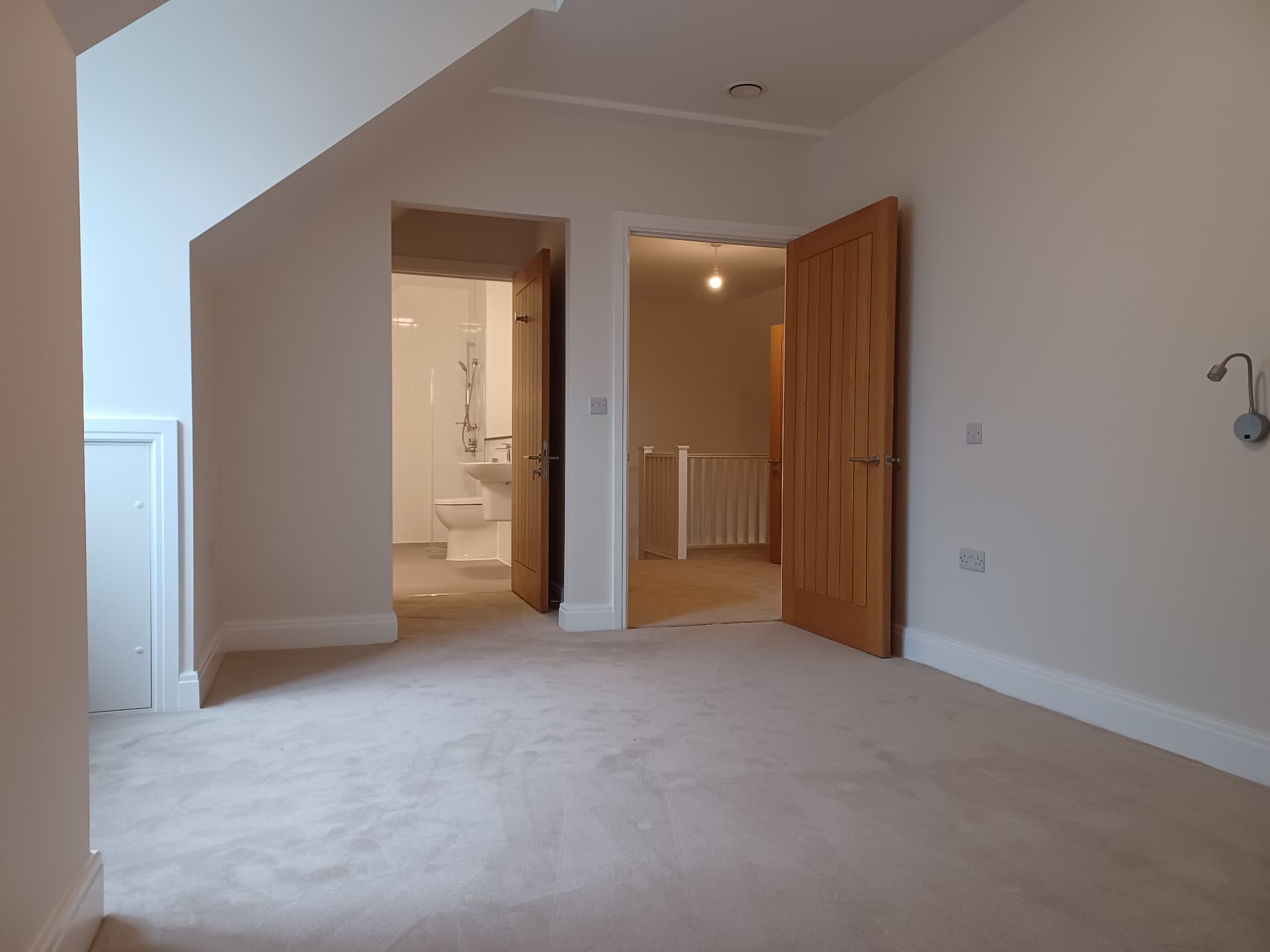9 Chamomile - Bedroom 1